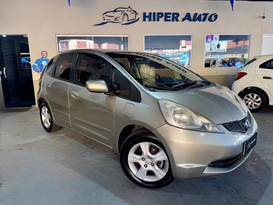 HONDA FIT 1.4 LX 16V FLEX 4P AUTOMÁTICO HONDA FIT 1.4 LX 16V FLEX 4P AUTOMÁTICO